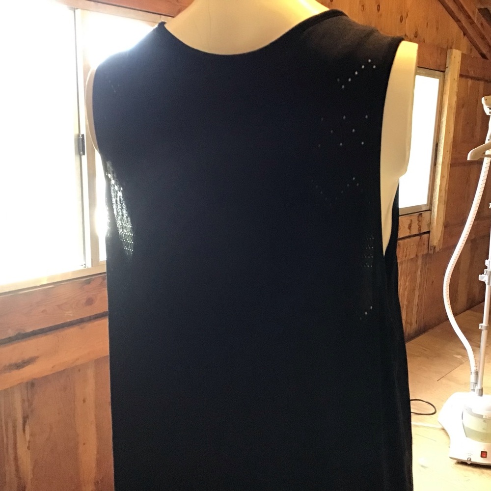 Athleta Sleeveless Scoop Neck Dress - Picture 3 of 6